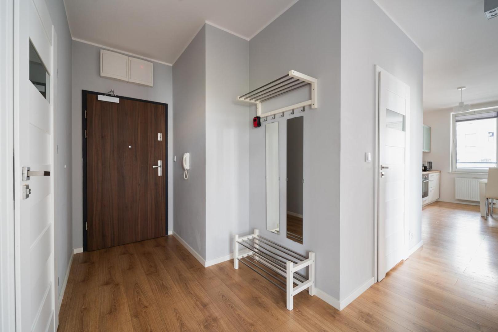 - Near Sky Tower - Private Parking *